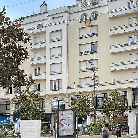 Le Palais Du Commerce Vichy