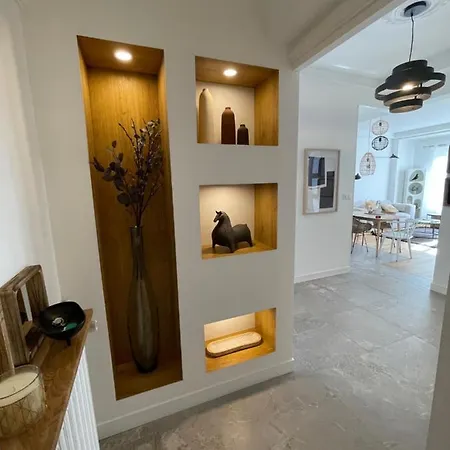 Le Palais Du Commerce *