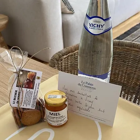 Le Palais Du Commerce 아파트 비시